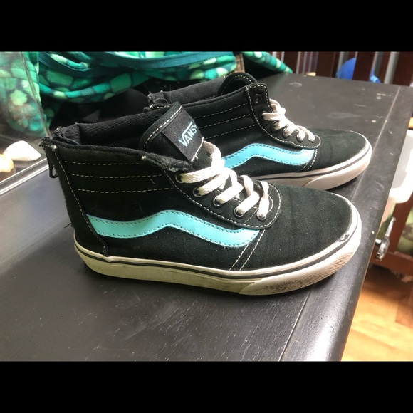 Kids Vans - Picture 2 of 2